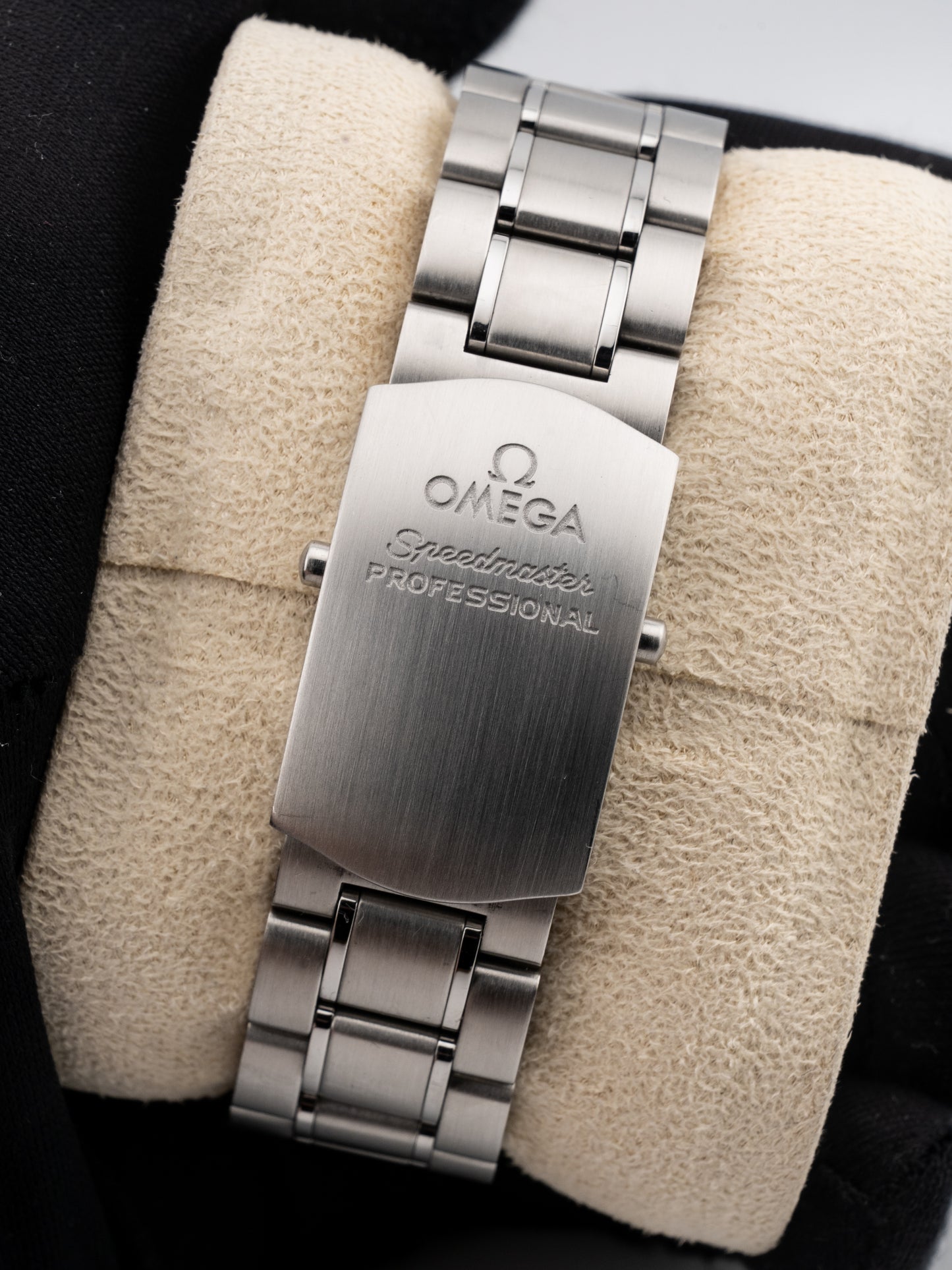Omega Speedmaster Professional Moonwatch Saphirglas 31130423001006